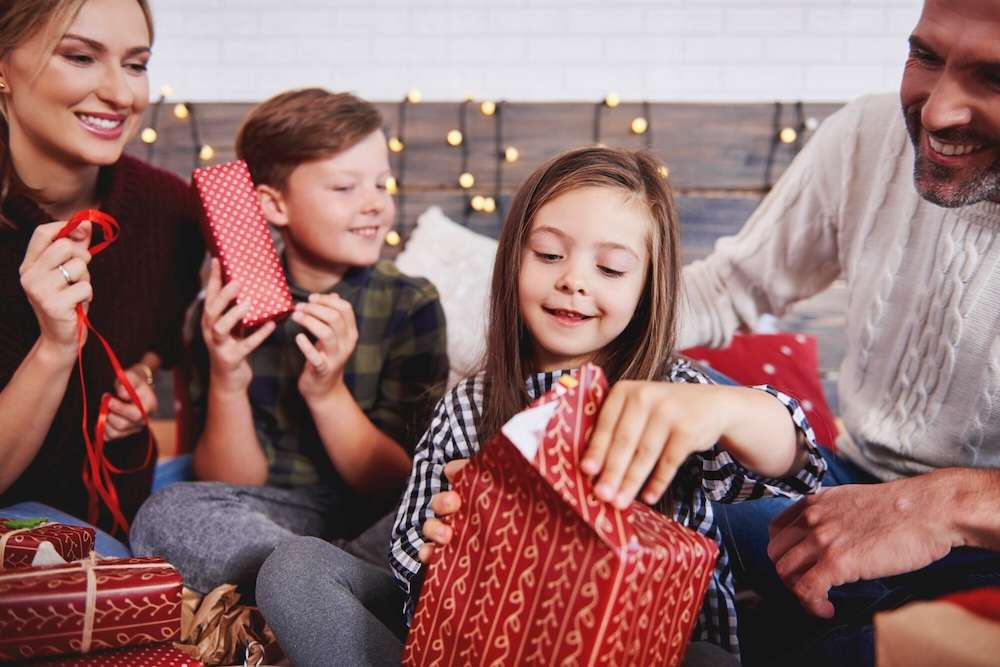 Look-for-stress-free-holiday-activities-for-your-family